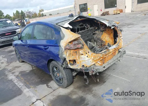 2019 Hyundai Ioniq Hybrid Blue z USA, uszkodzony, nr VIN KMHC65LC0KU174513